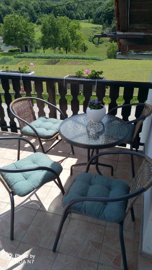Apartment Dolores Смолянац Екстериор снимка