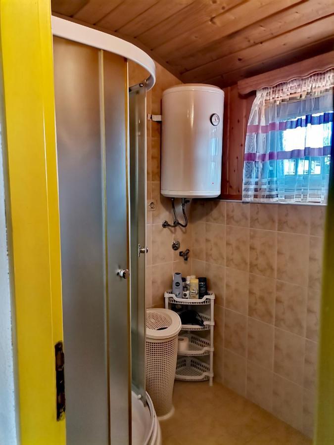 Apartment Dolores Смолянац Екстериор снимка