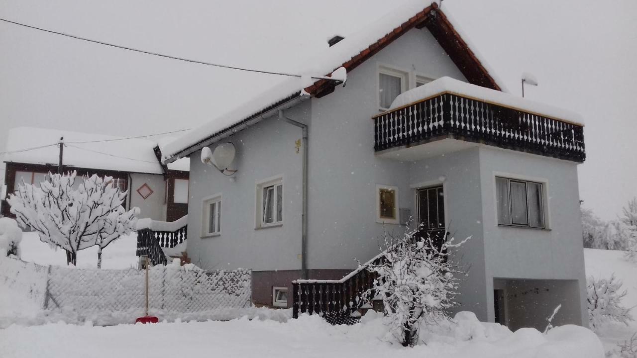 Apartment Dolores Смолянац Екстериор снимка